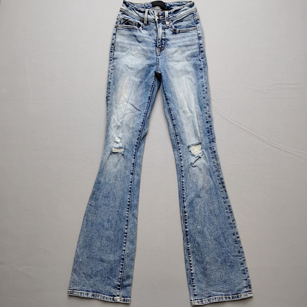 Buckle Black Fit No. 35 Tailored Bootcut Jeans Light Wash Distressed Size 24x32